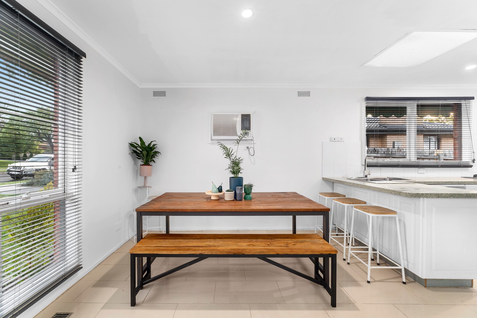 35 Rachelle Drive, Wantirna, VIC 3152, Wantirna - Thumbnail 3