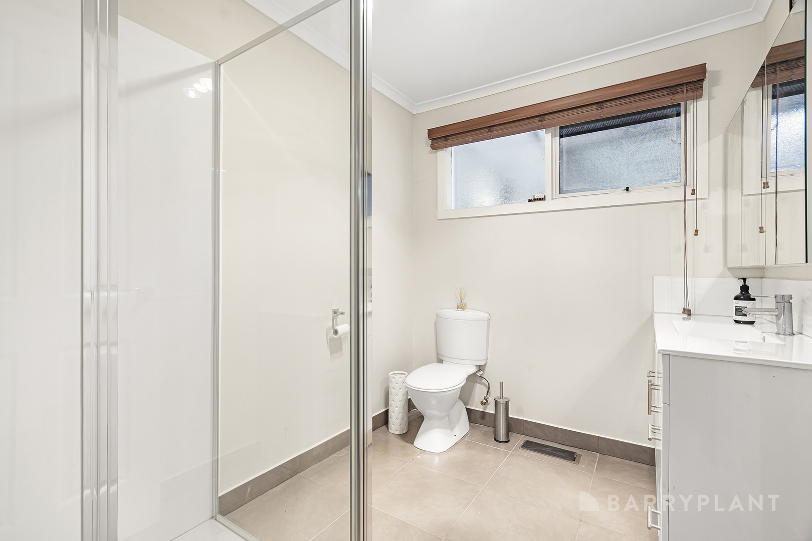 35 Railway Parade, Wandin North, VIC 3139, Wandin North - Thumbnail 8