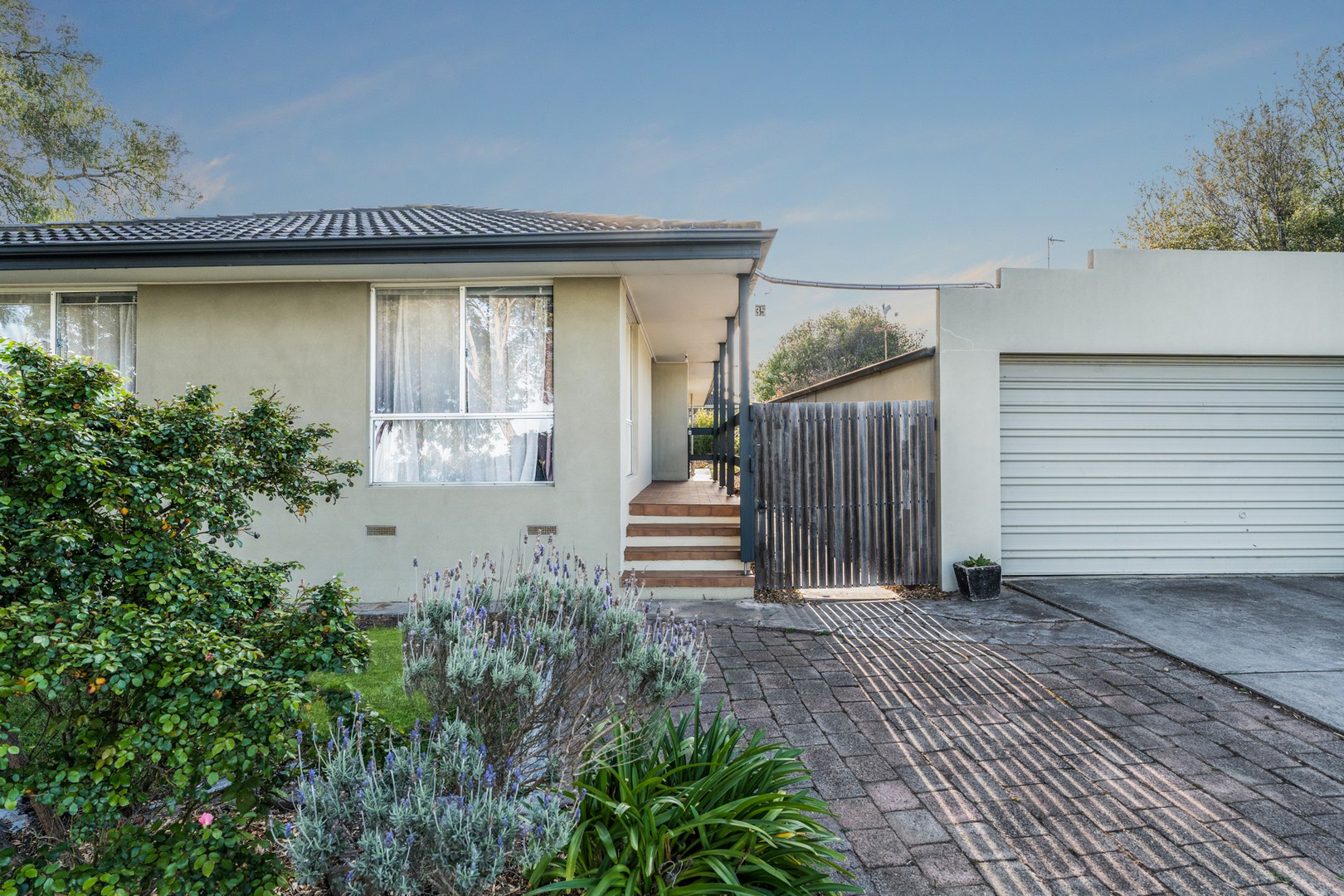 35 Reynolds Road, Highton, VIC 3216