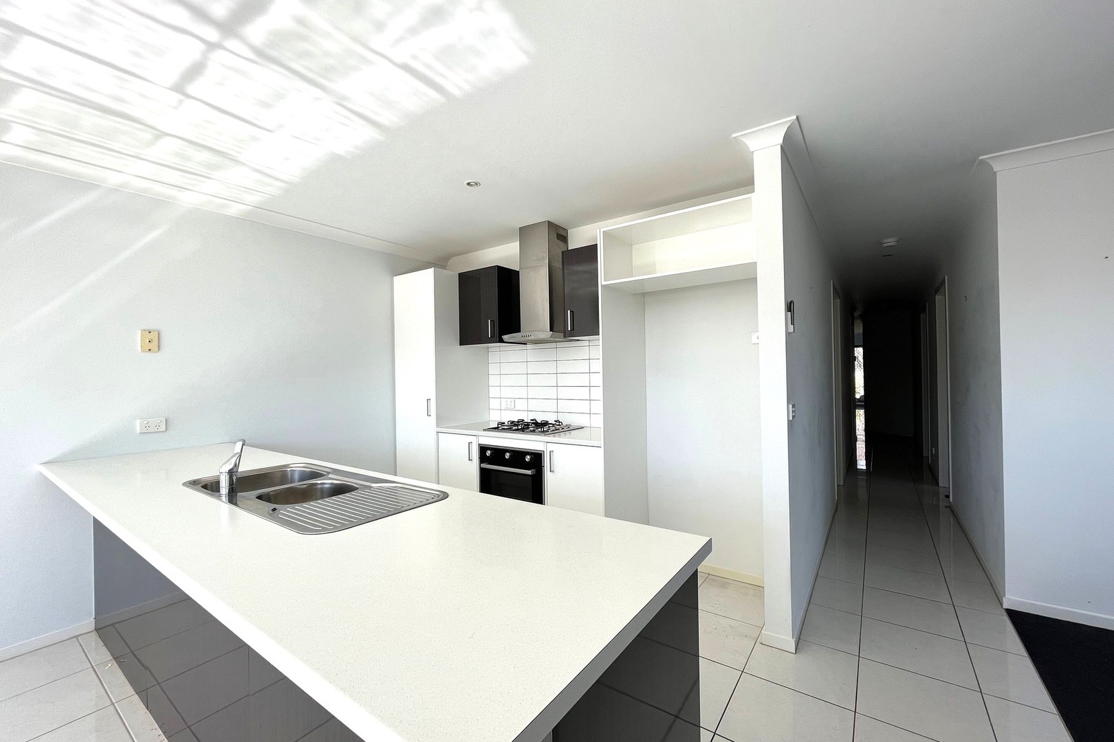 35 Rockford Street, Pakenham, VIC 3810, Pakenham - Thumbnail 3