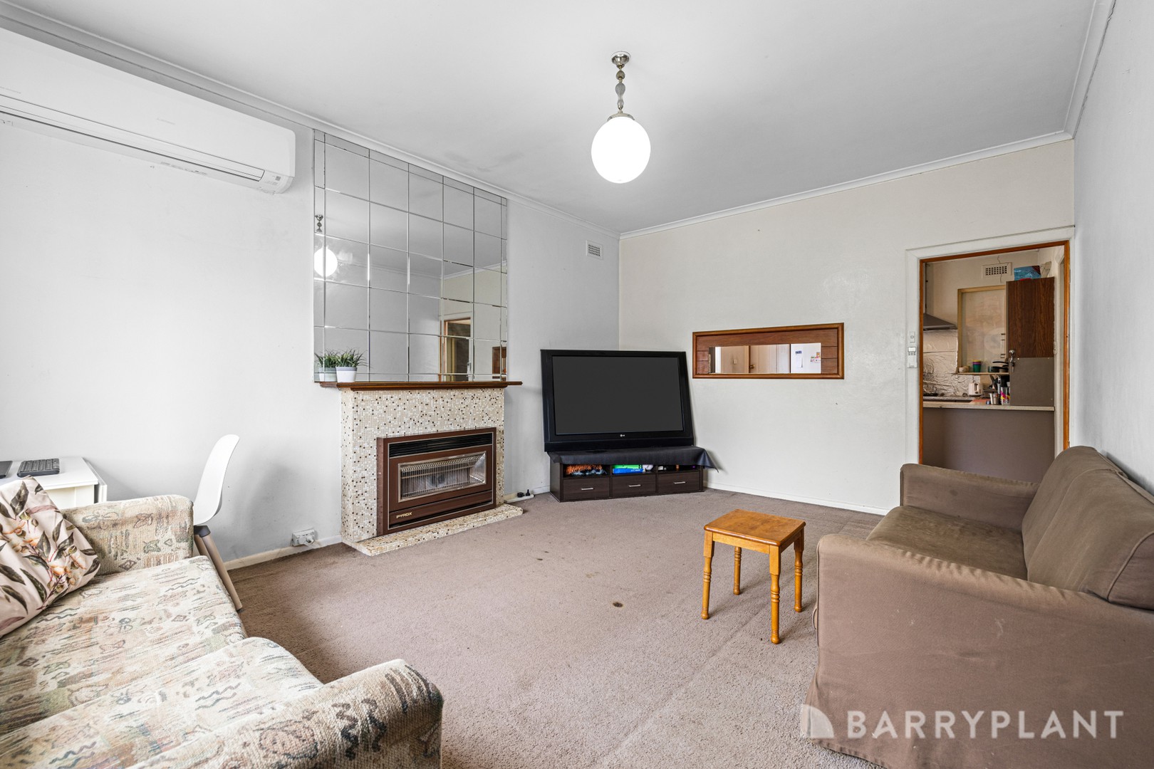 35 Ronald Street, Coburg North, VIC 3058, Coburg North - Thumbnail 3
