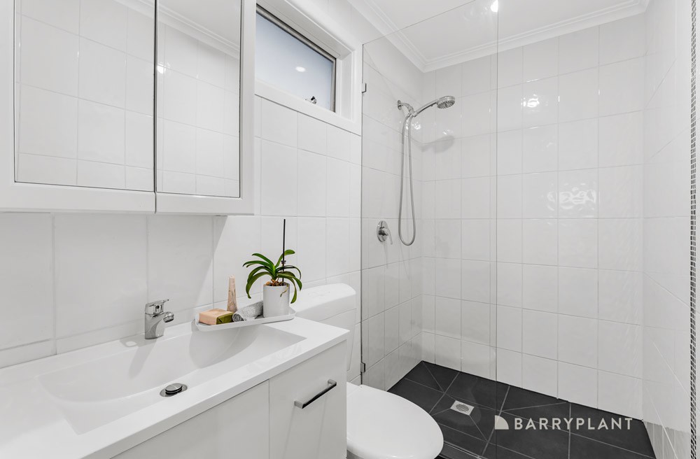 35 Sandhurst Crescent, Bundoora, VIC 3083, Bundoora - Thumbnail 6