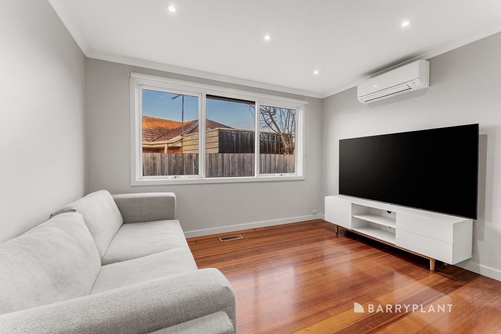 35 Selkirk Avenue, Wantirna, VIC 3152, Wantirna - Thumbnail 5
