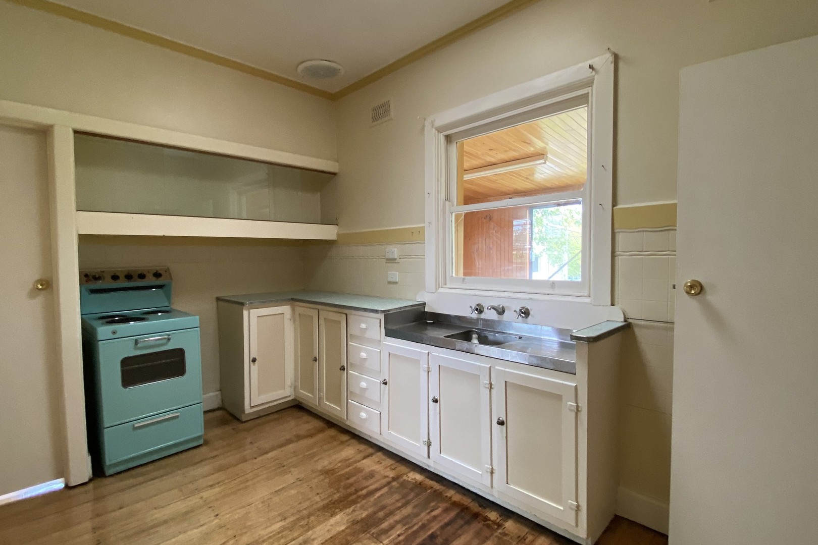 35 Sheila Street, Preston, VIC 3072, Preston - Thumbnail 5