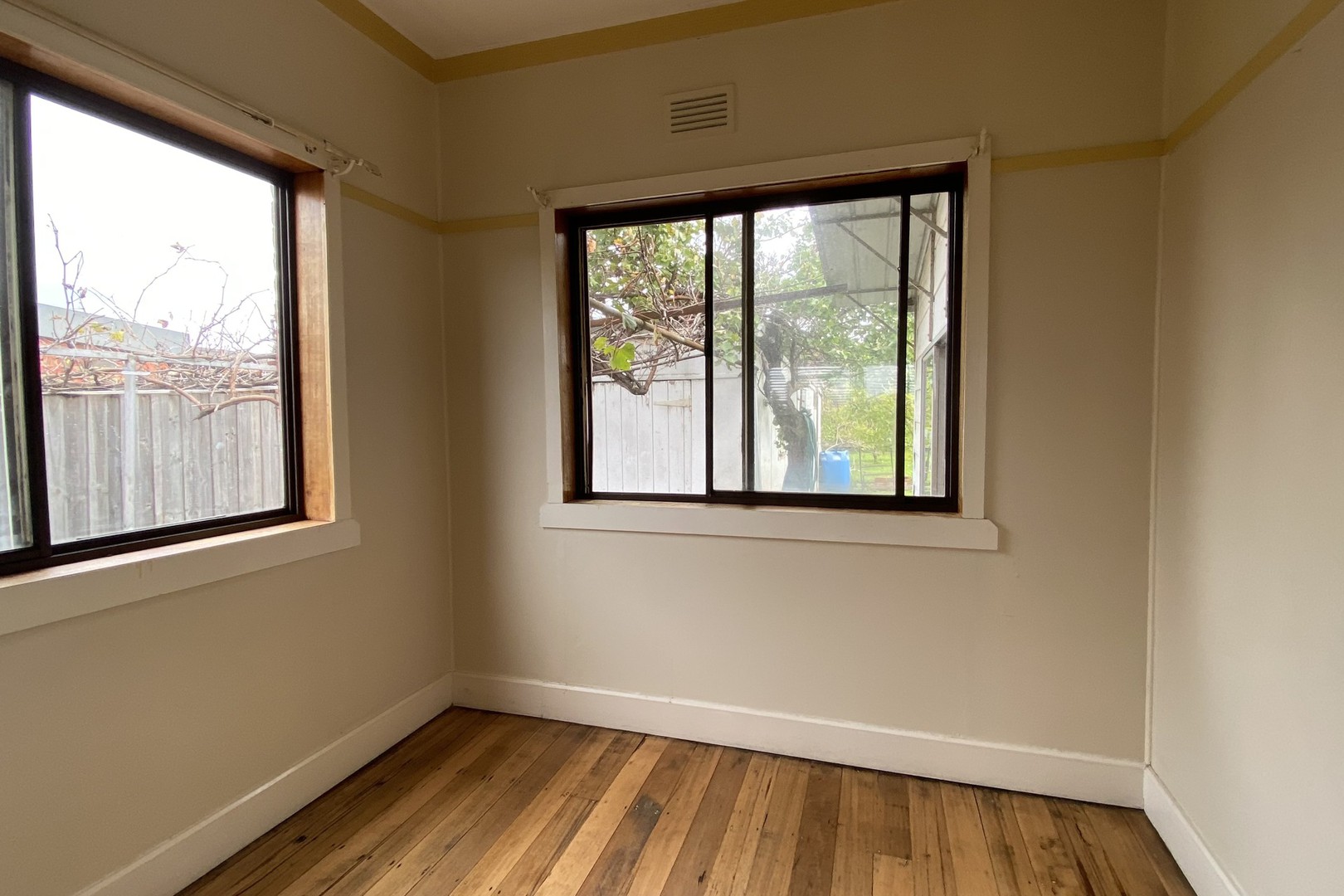 35 Sheila Street, Preston, VIC 3072, Preston - Thumbnail 7