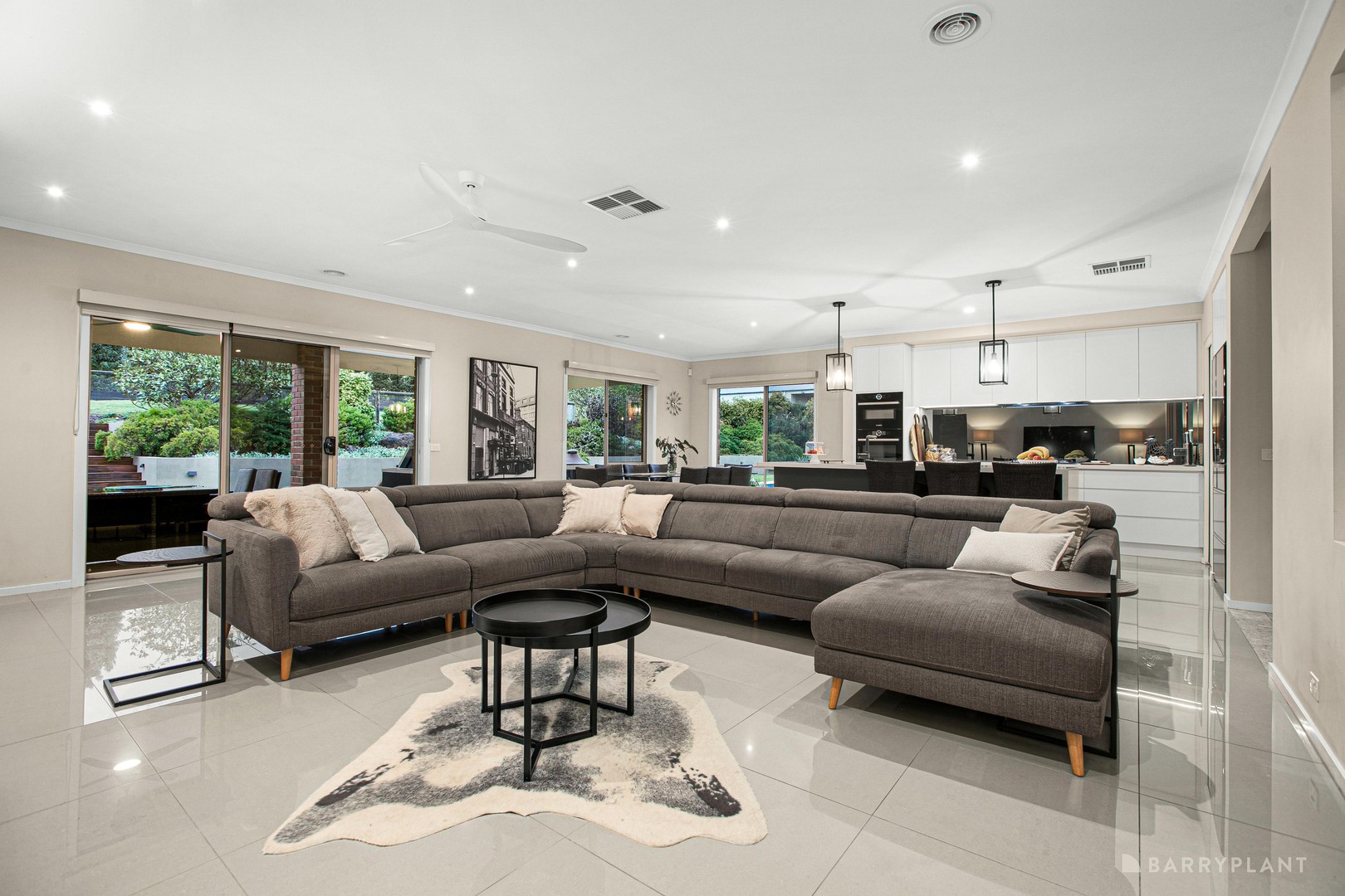 35 Sunset Drive, Chirnside Park, VIC 3116, Chirnside Park - Thumbnail 4