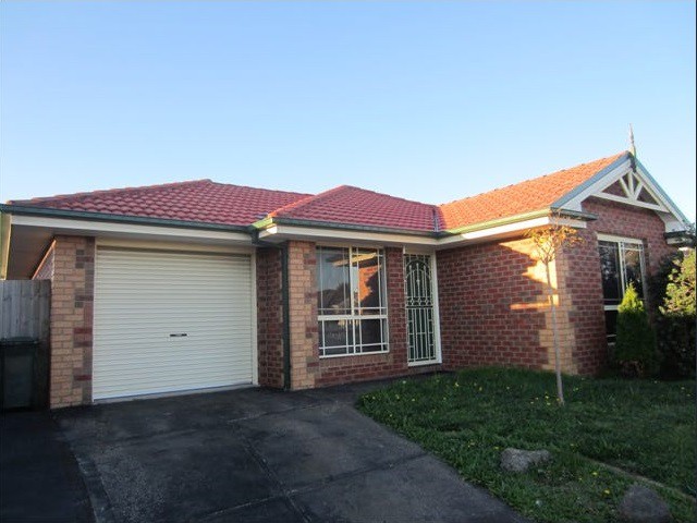 35 Szer Way, Carrum Downs, VIC 3201 - Thumbnail 1 - 08/10/2024