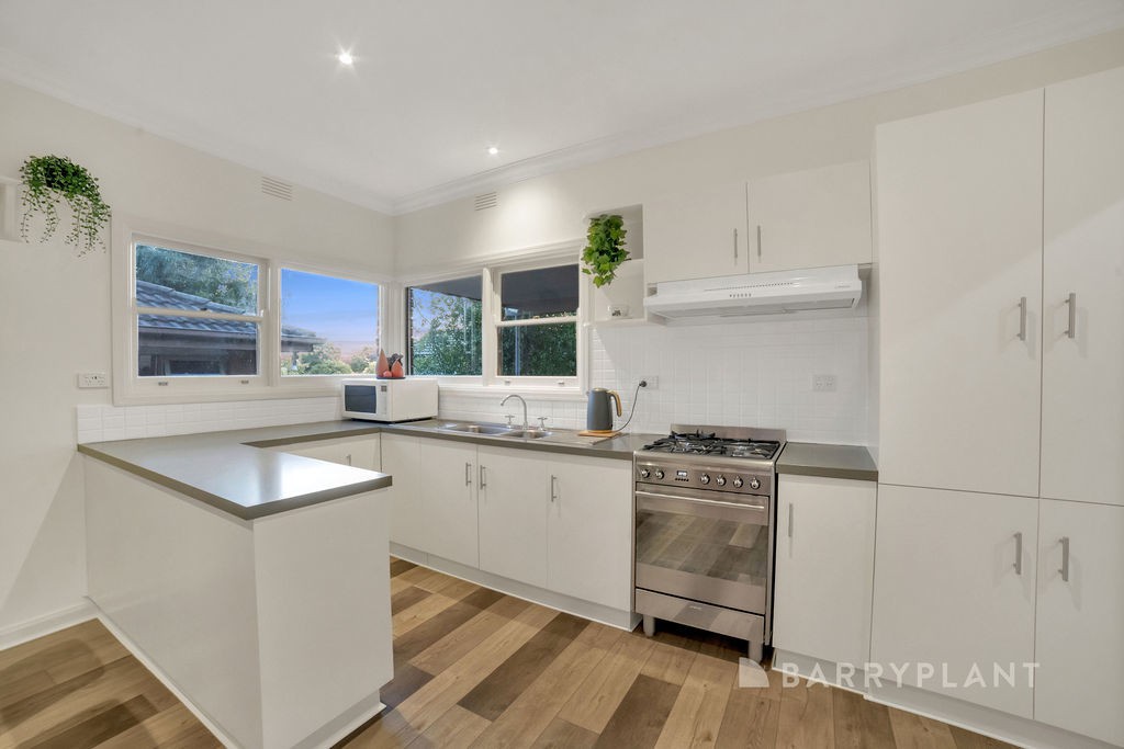 35 Talbot Road, Mount Waverley, VIC 3149, Mount Waverley - Thumbnail 3