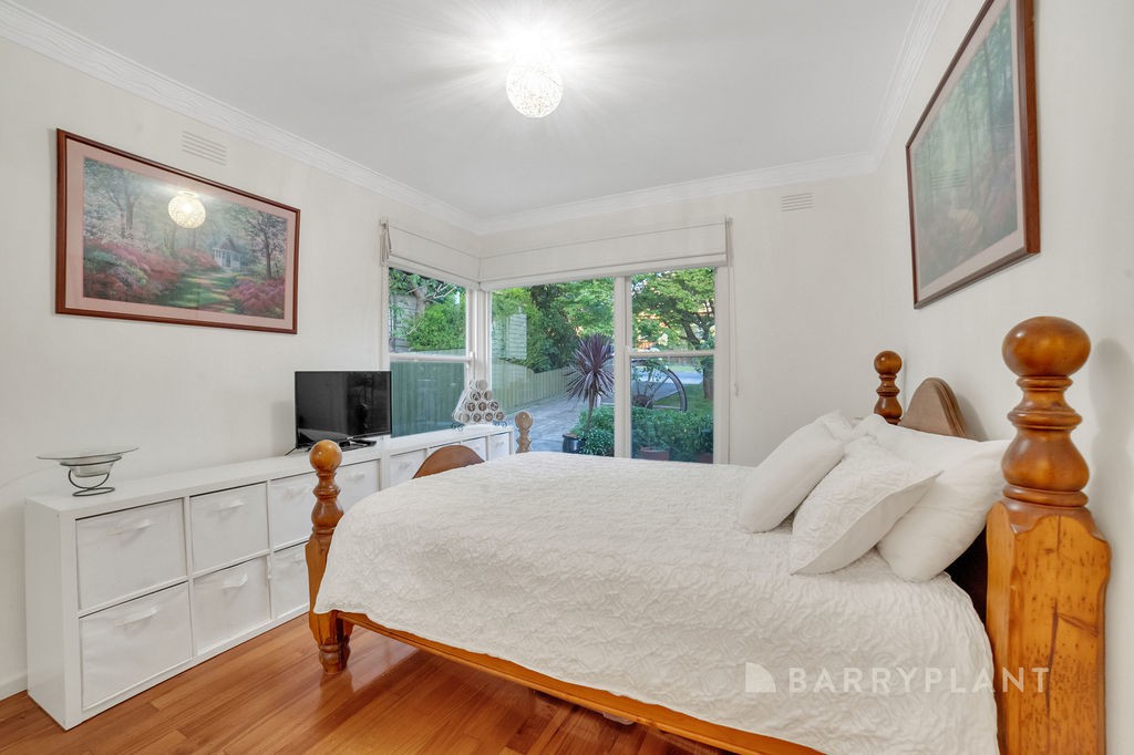 35 Talbot Road, Mount Waverley, VIC 3149, Mount Waverley - Thumbnail 4