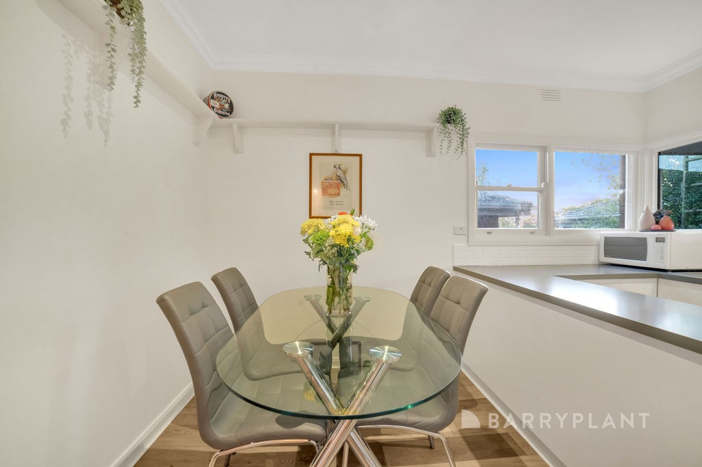 35 Talbot Road, Mount Waverley, VIC 3149, Mount Waverley - Thumbnail 7