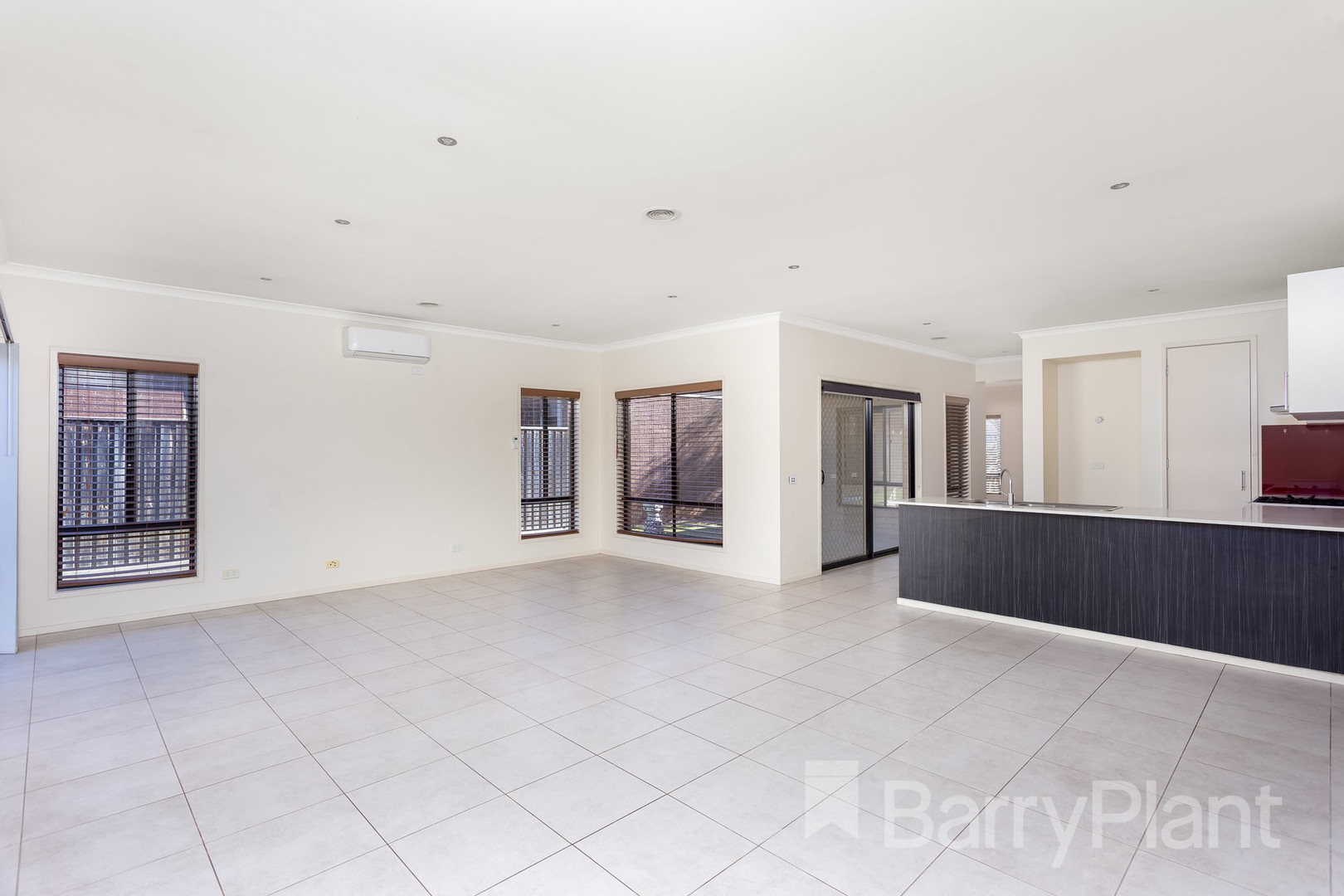 35 Tamar Avenue, Point Cook, VIC 3030, Point Cook - Thumbnail 8