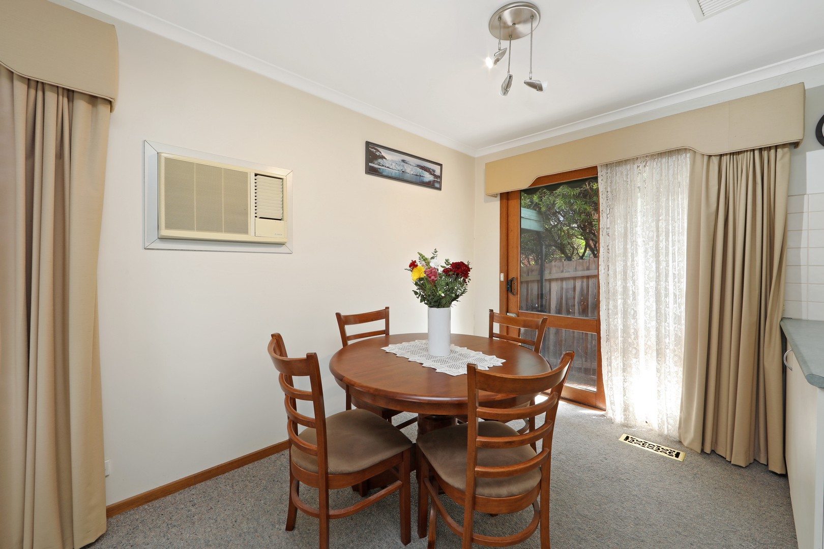 35 Terama Crescent, Bayswater, VIC 3153, Bayswater - Thumbnail 4