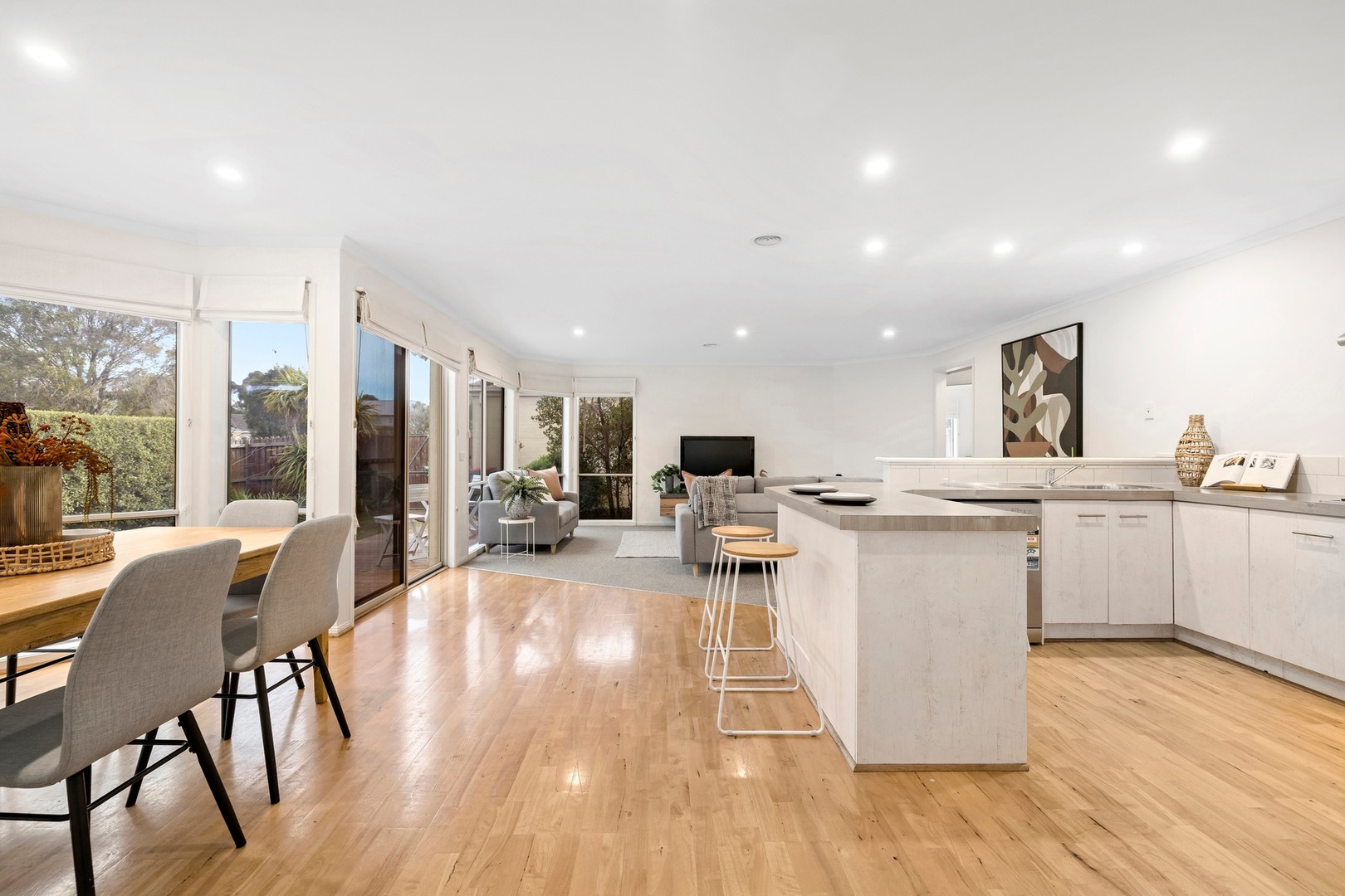 35 The Strand, Point Cook, VIC 3030, Point Cook - Thumbnail 5