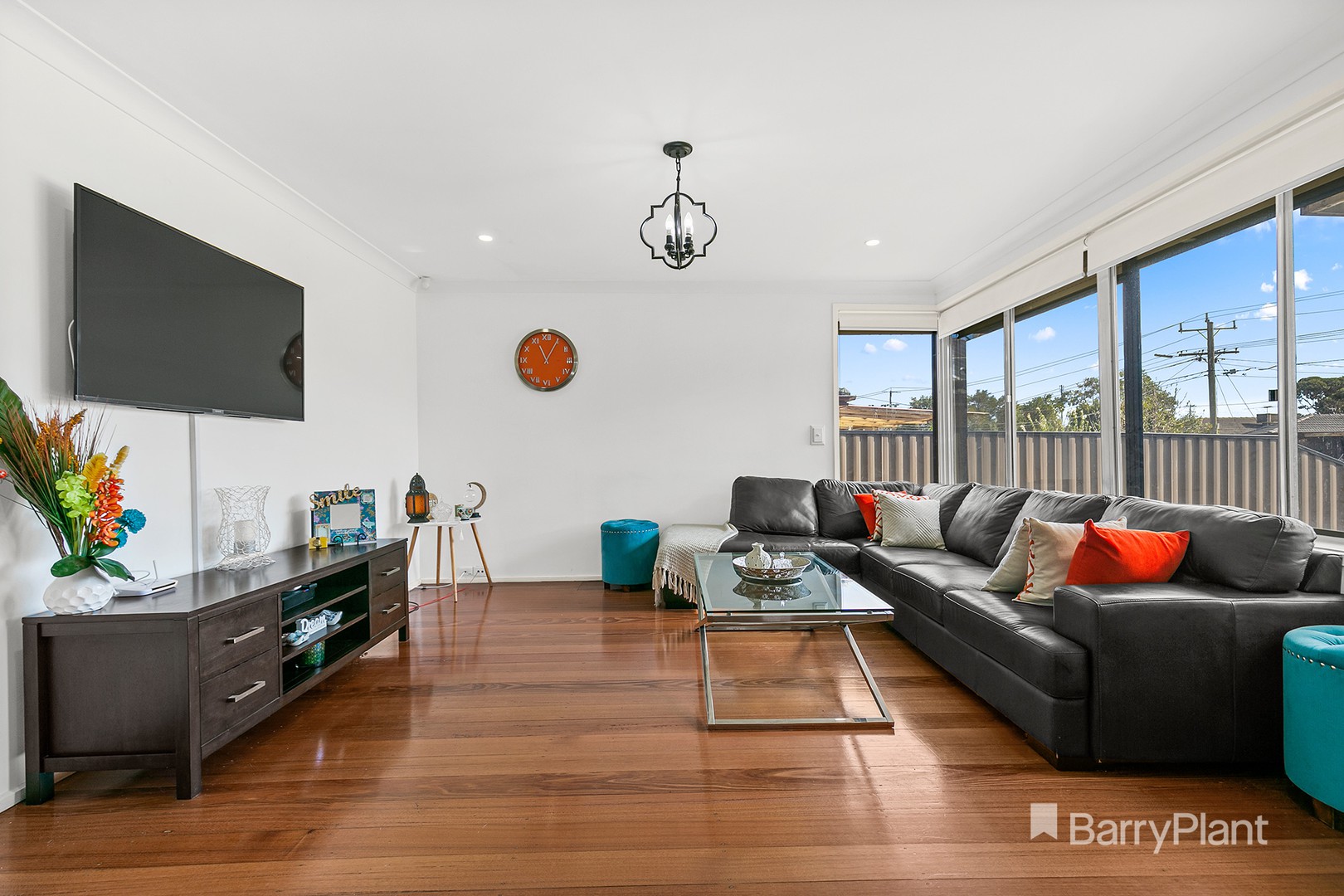 35 Tooradin Avenue, Dallas, VIC 3047, Dallas - Thumbnail 2