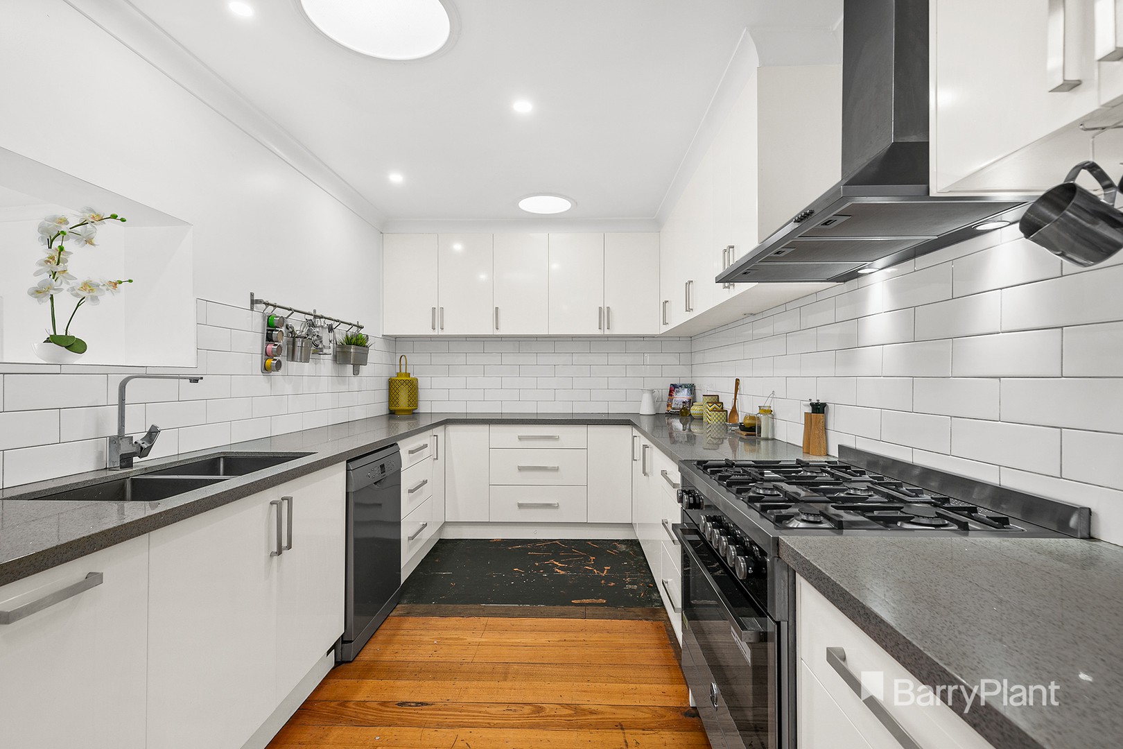 35 Tooradin Avenue, Dallas, VIC 3047, Dallas - Thumbnail 4