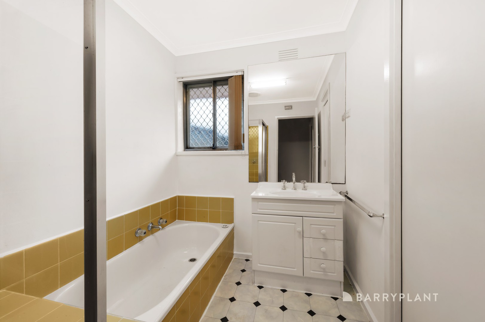 35 Tracey Street, Doncaster East, VIC 3109, Doncaster East - Thumbnail 8