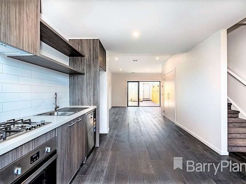 35 Villager Street, Cranbourne East, VIC 3977, Cranbourne East - Thumbnail 2