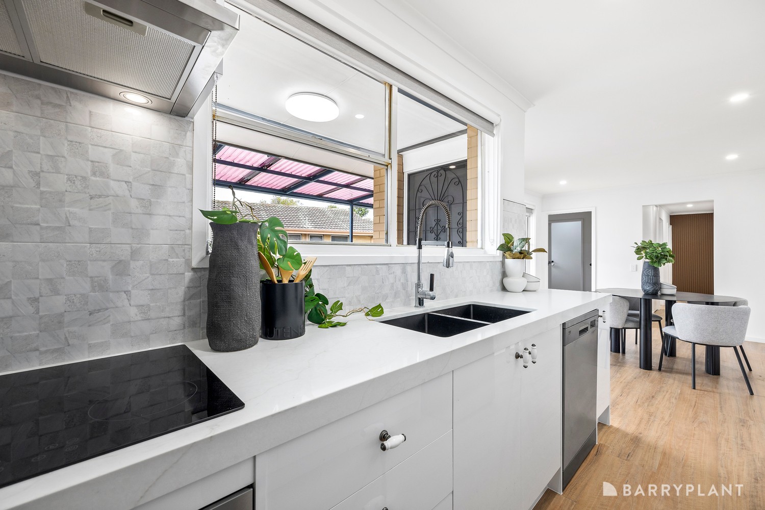 35 Warmington Road, Sunshine West, VIC 3020, Sunshine West - Thumbnail 4