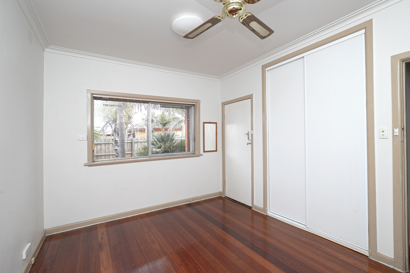 35 West Esplanade, St Albans, VIC 3021, St Albans - Thumbnail 5