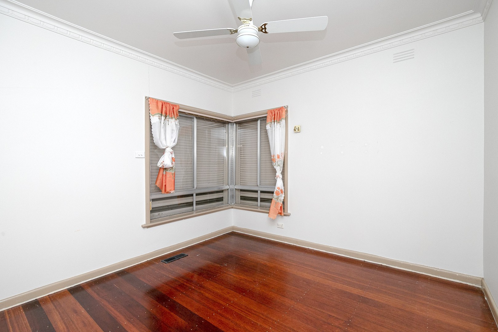 35 West Esplanade, St Albans, VIC 3021, St Albans - Thumbnail 6