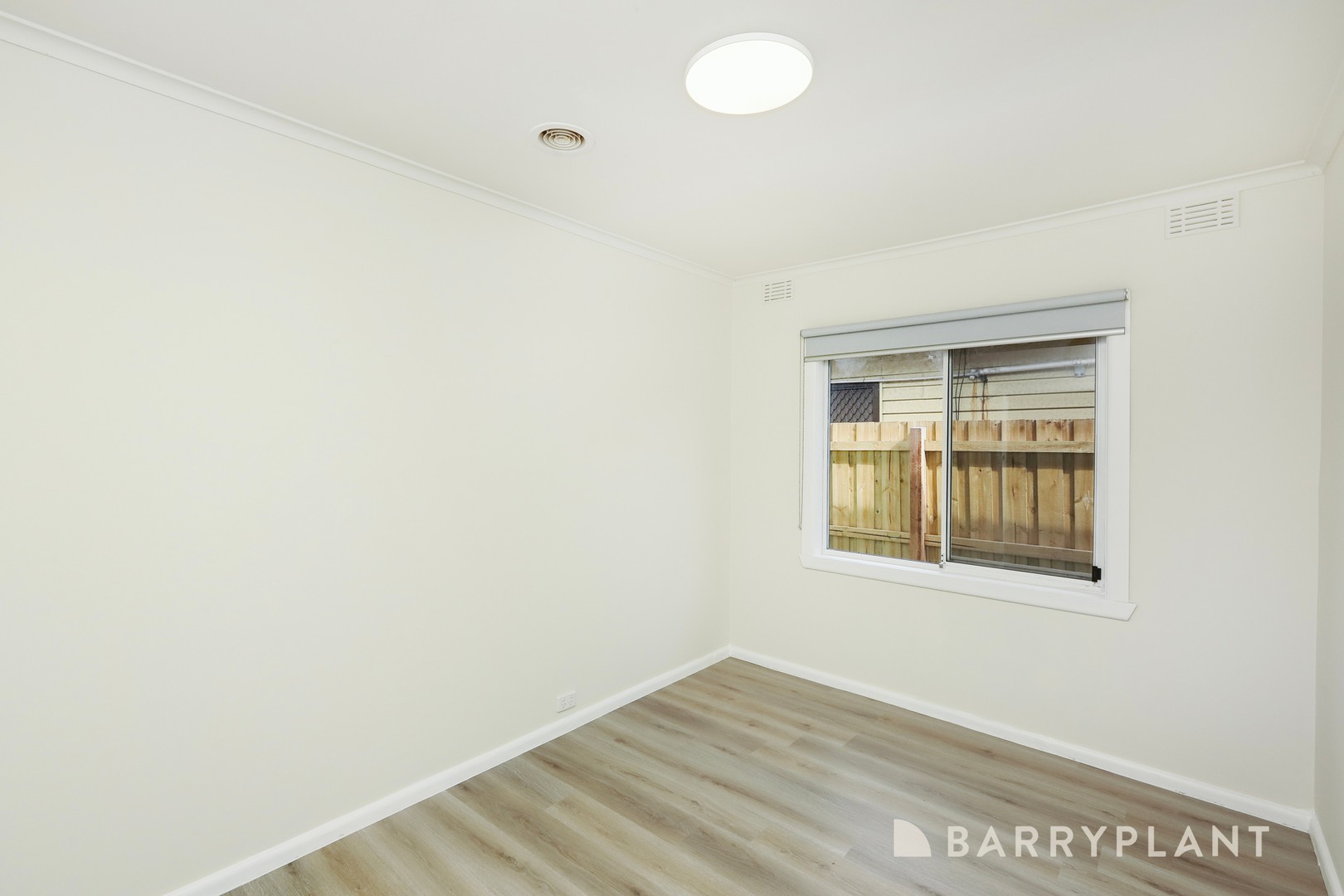 35 Whiteside's Avenue, Sunshine West, VIC 3020, Sunshine West - Thumbnail 4