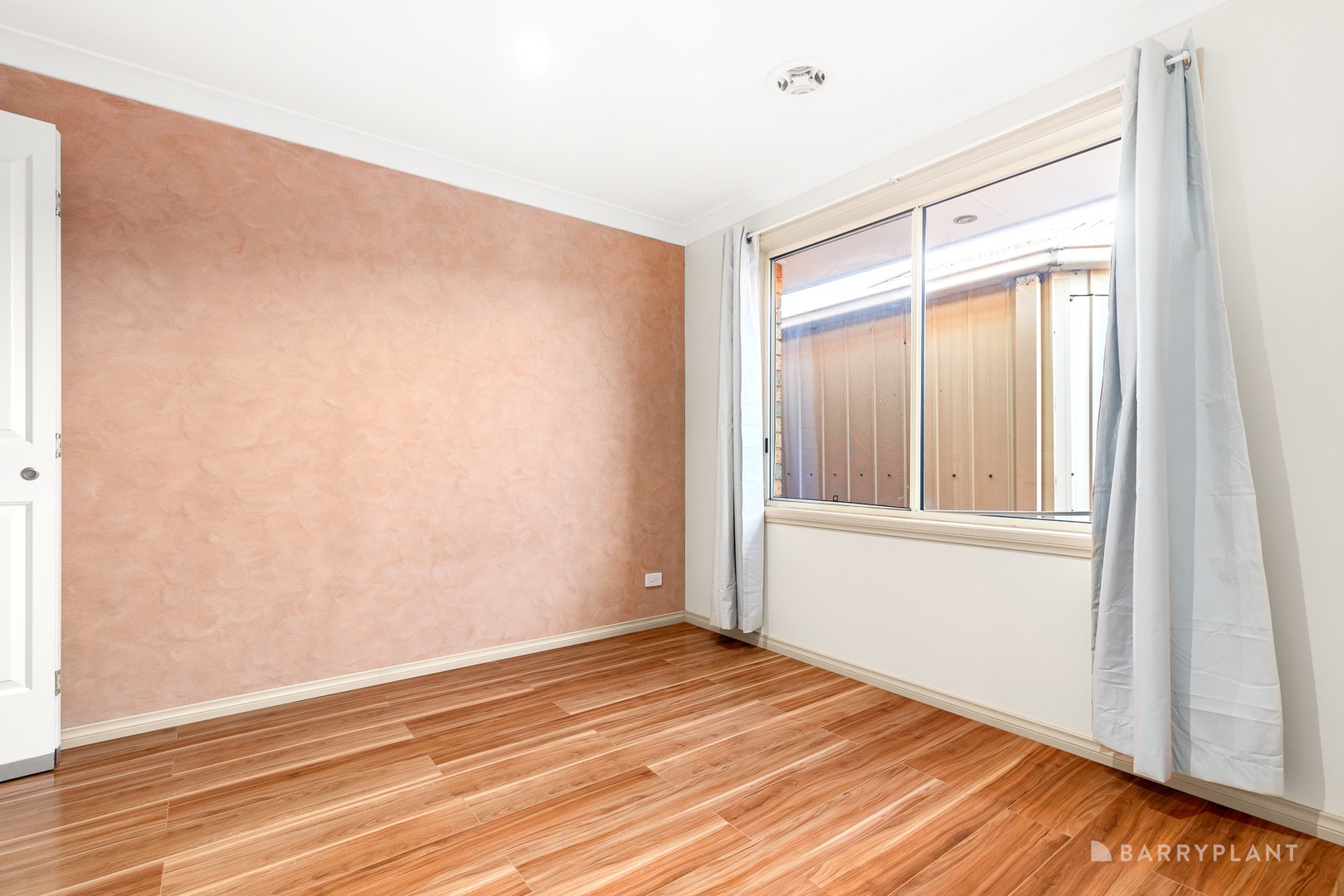 35 Willowgreen Way, Point Cook, VIC 3030, Point Cook - Thumbnail 3