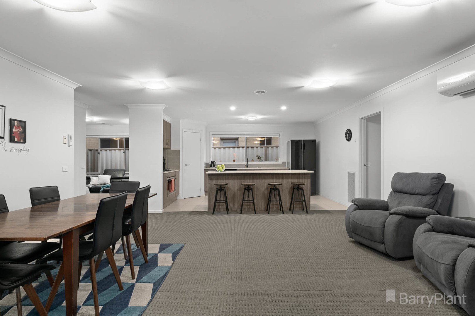35 Willowtree Drive, Pakenham, VIC 3810, Pakenham - Thumbnail 5