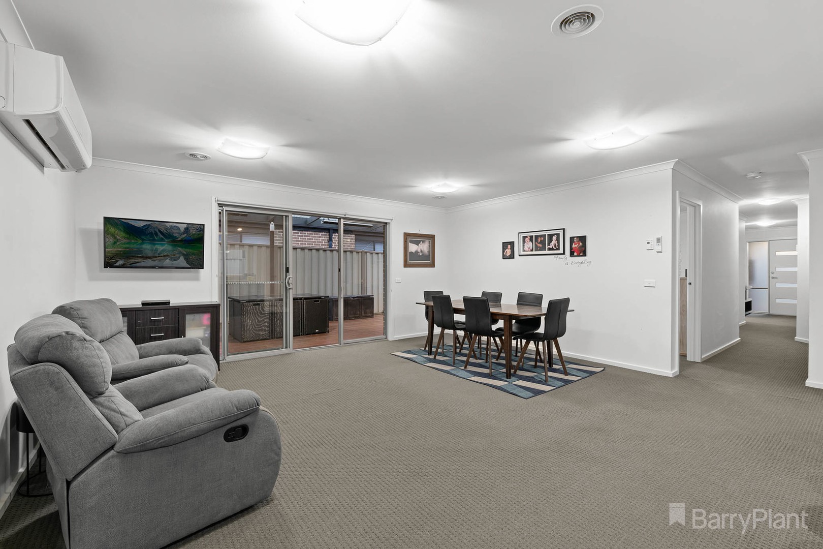 35 Willowtree Drive, Pakenham, VIC 3810, Pakenham - Thumbnail 7