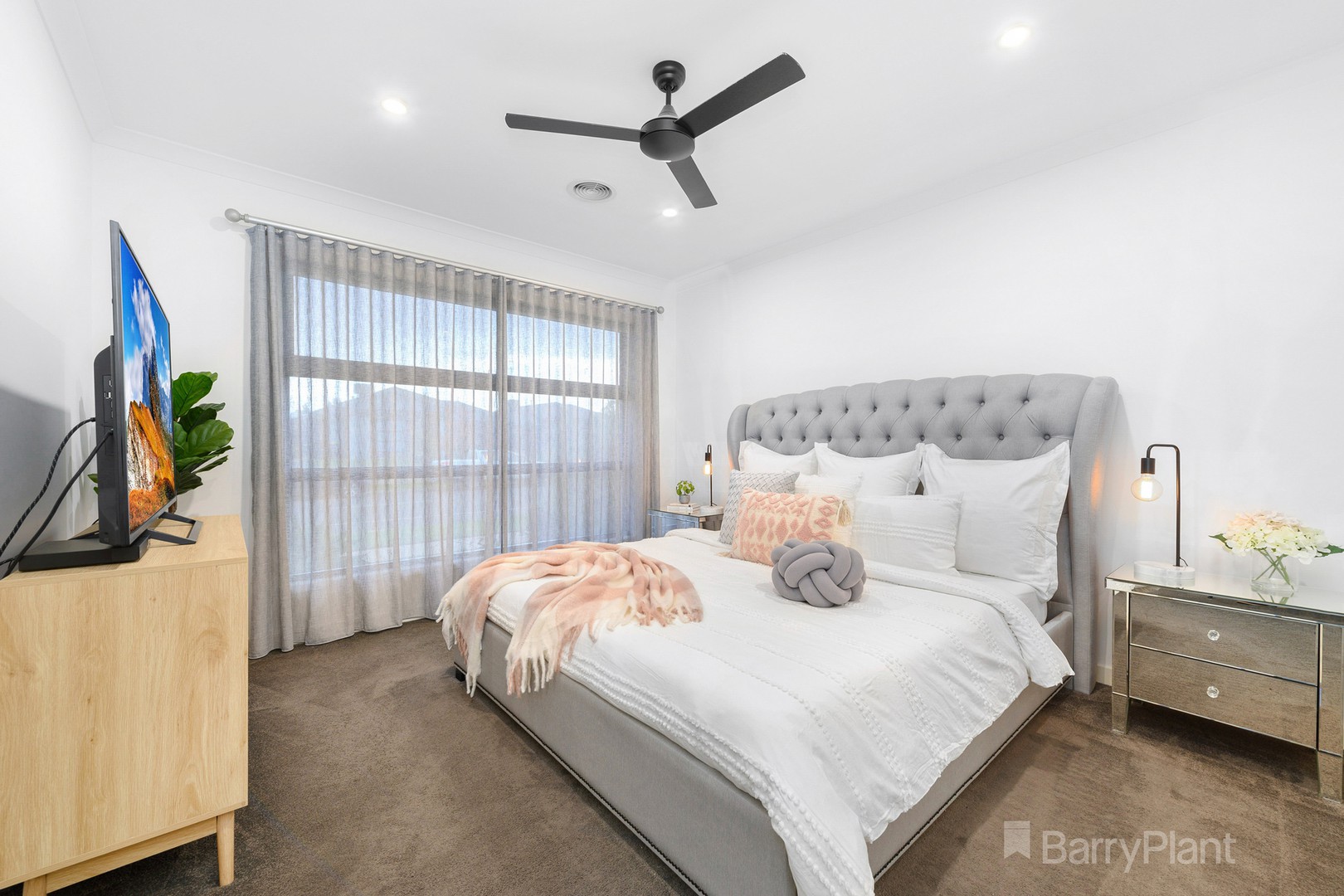 35 Wiltshire Boulevard, Thornhill Park, VIC 3335, Thornhill Park - Thumbnail 3