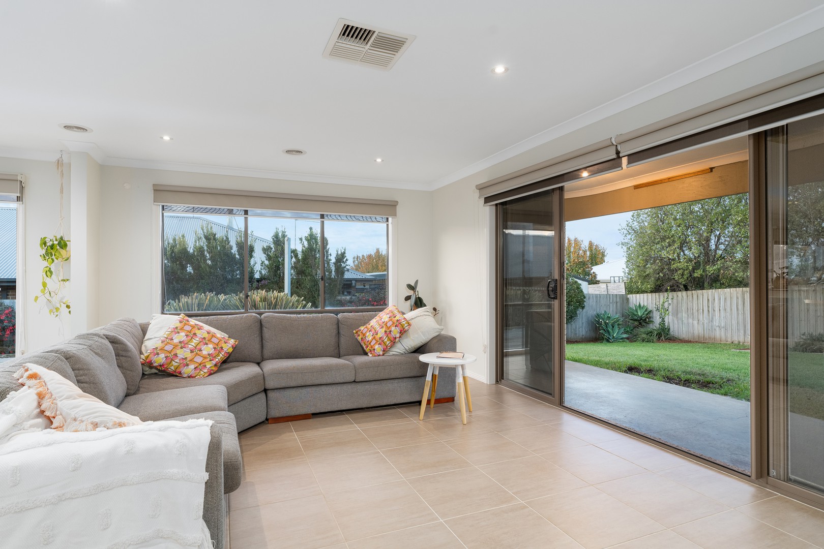 35 Woolondoon Drive, Highton, VIC 3216, Highton - Thumbnail 2