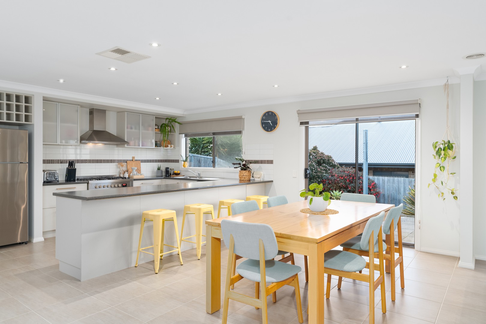35 Woolondoon Drive, Highton, VIC 3216, Highton - Thumbnail 5