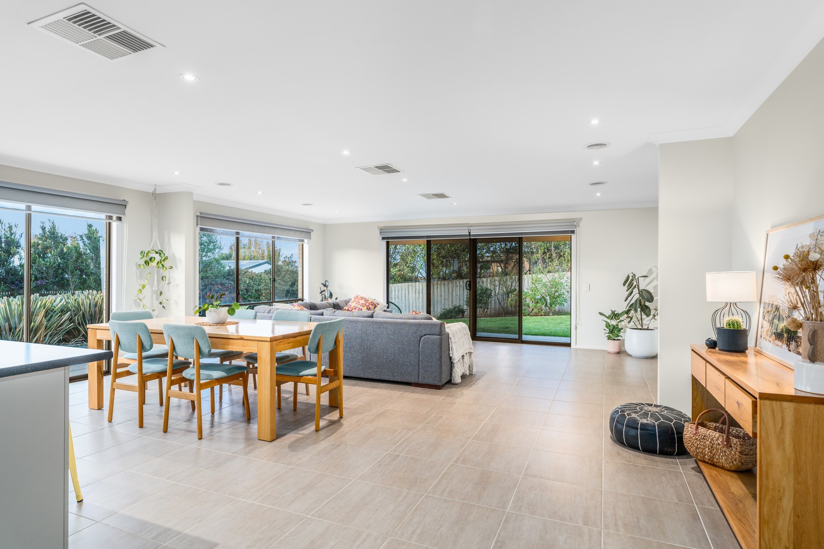 35 Woolondoon Drive, Highton, VIC 3216, Highton - Thumbnail 6