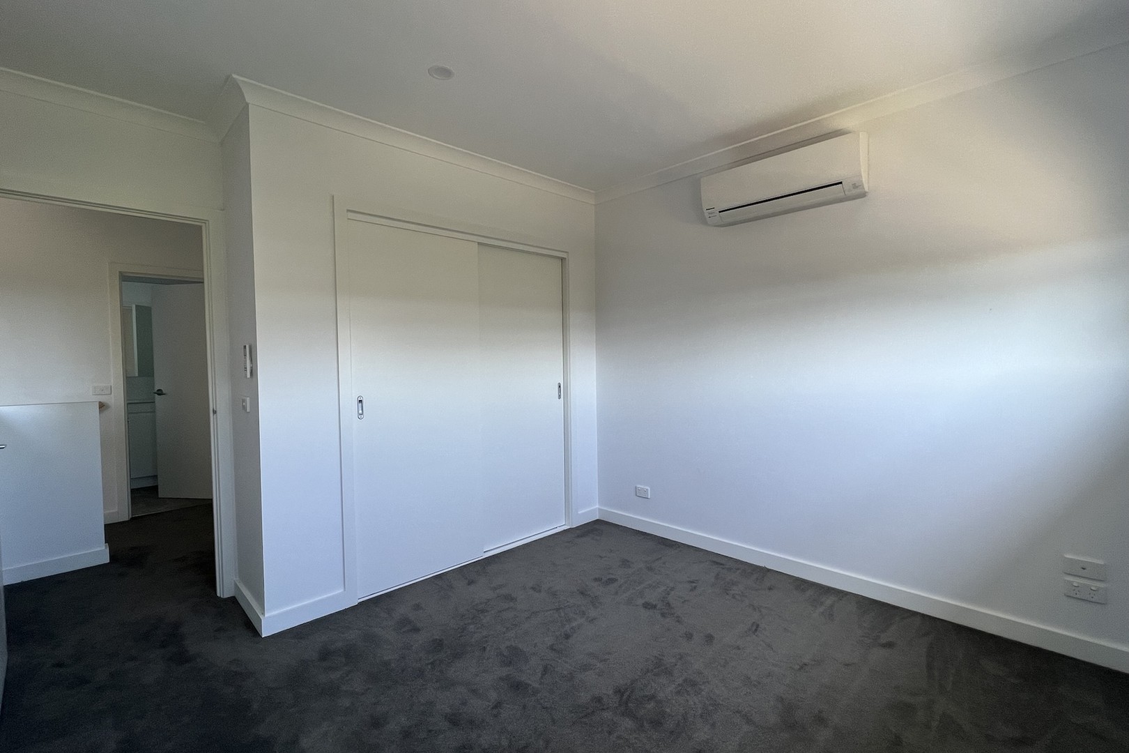 35B Newton Street, Reservoir, VIC 3073, Reservoir - Thumbnail 6