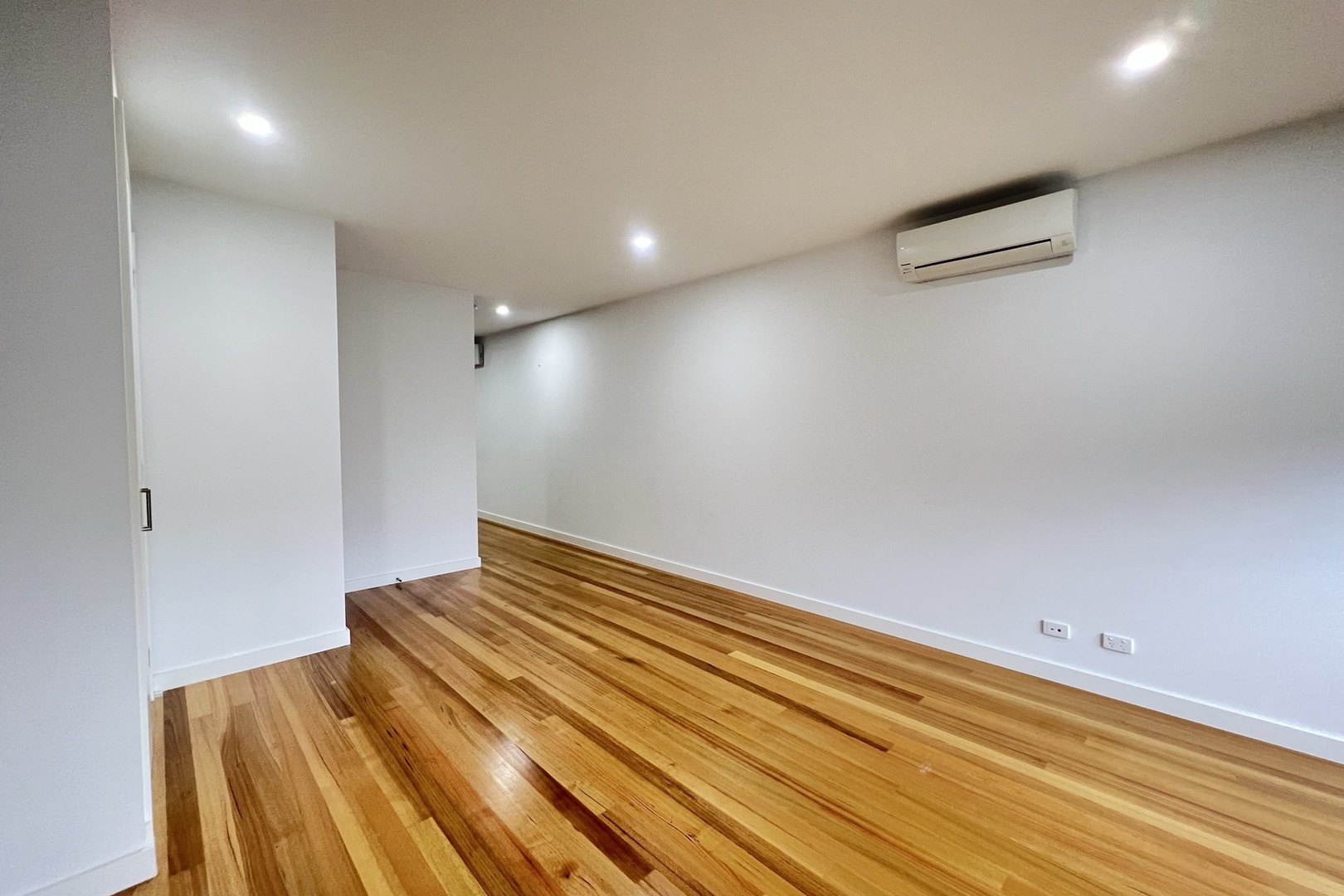 35C Newton Street, Reservoir, VIC 3073, Reservoir - Thumbnail 4
