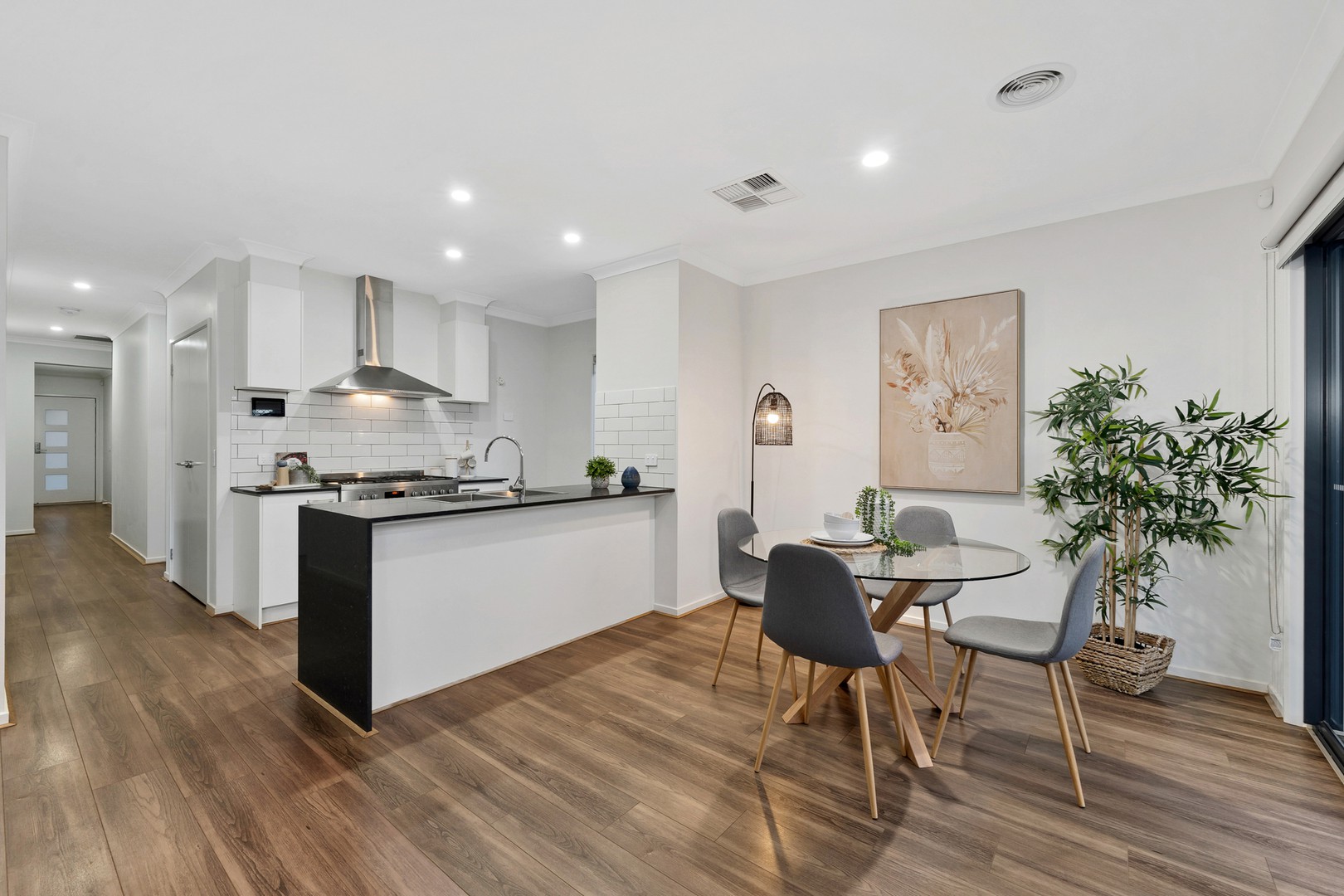 36 Angophora Crescent, Craigieburn, VIC 3064, Craigieburn - Thumbnail 2