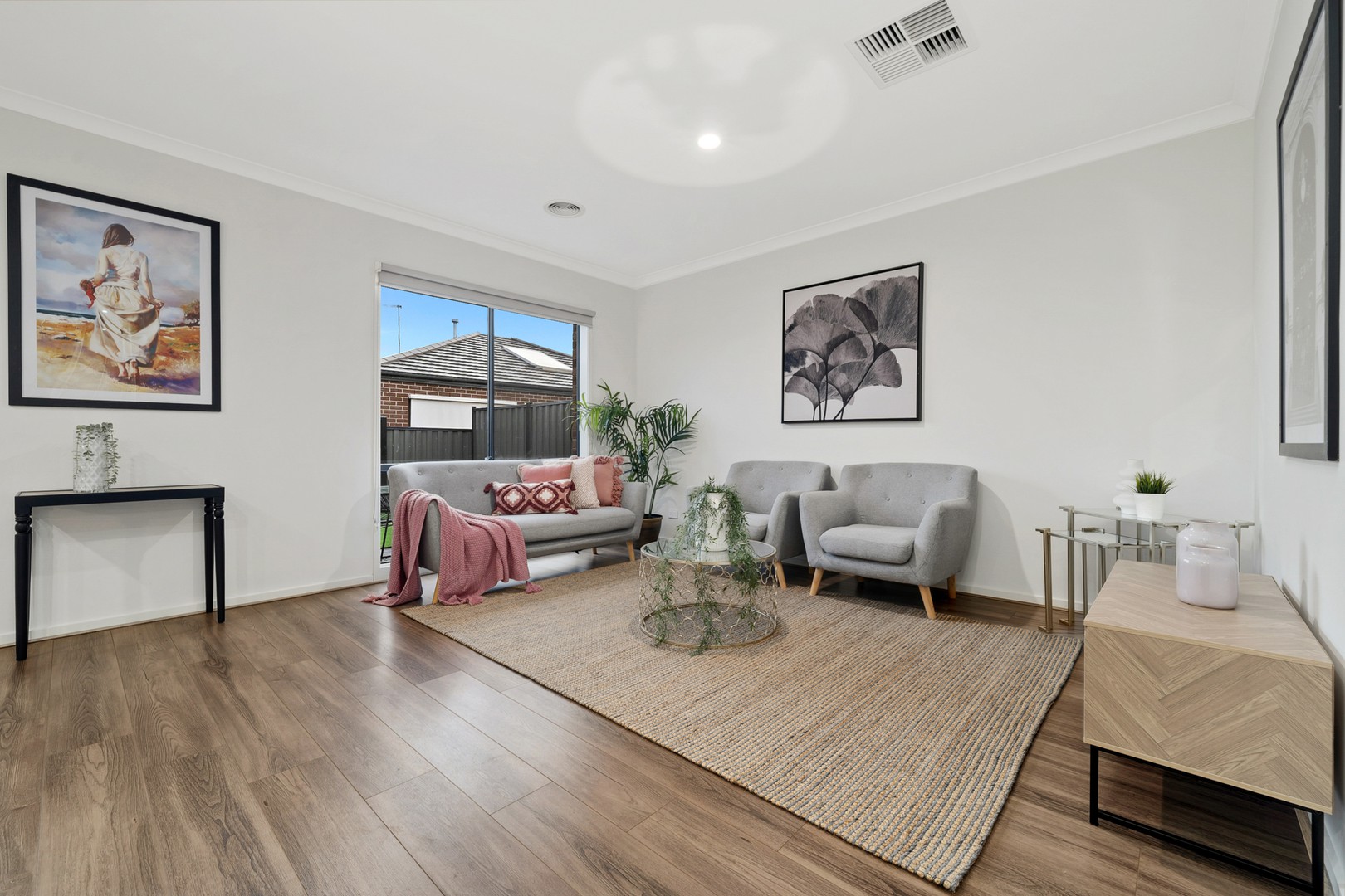 36 Angophora Crescent, Craigieburn, VIC 3064, Craigieburn - Thumbnail 3
