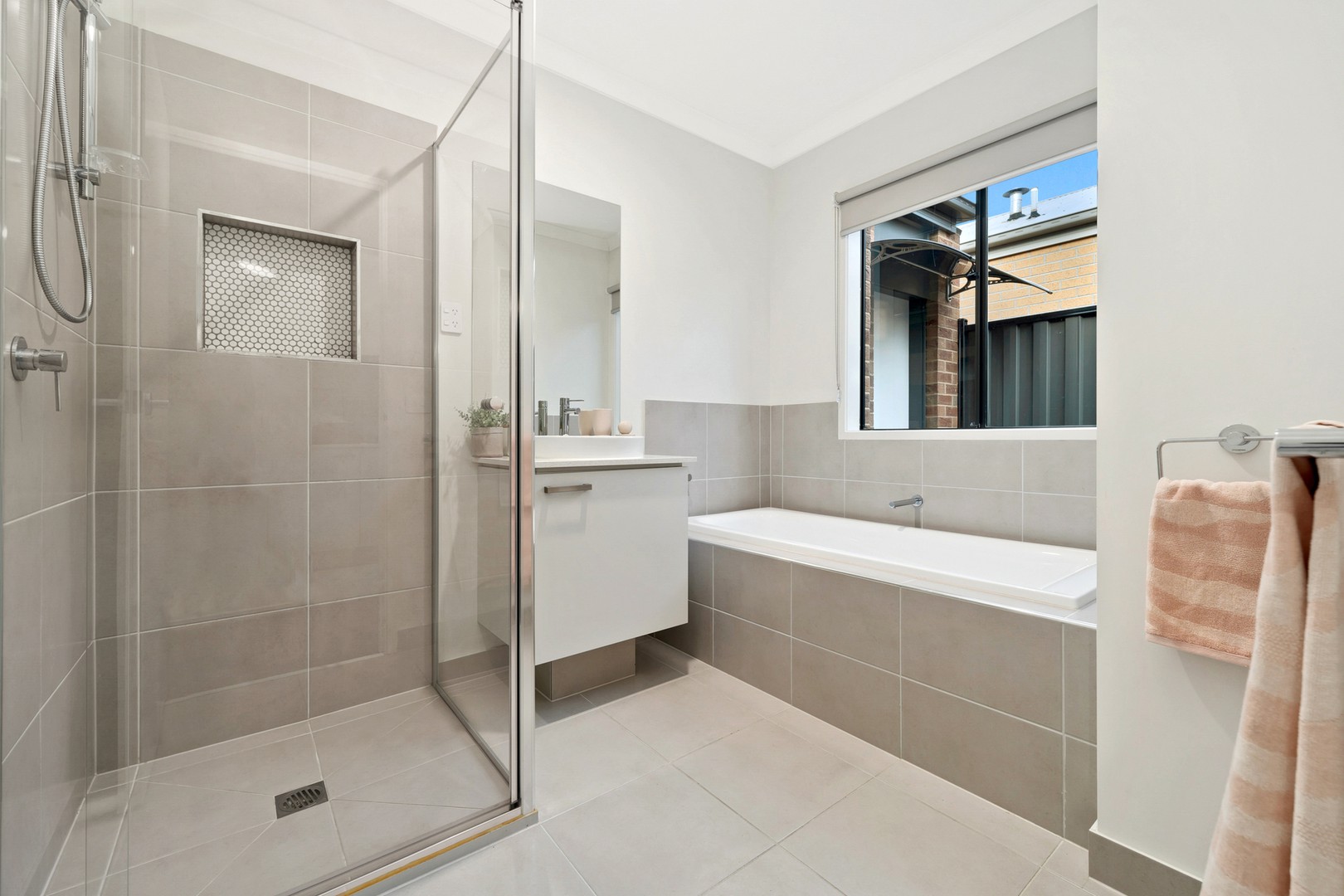 36 Angophora Crescent, Craigieburn, VIC 3064, Craigieburn - Thumbnail 7