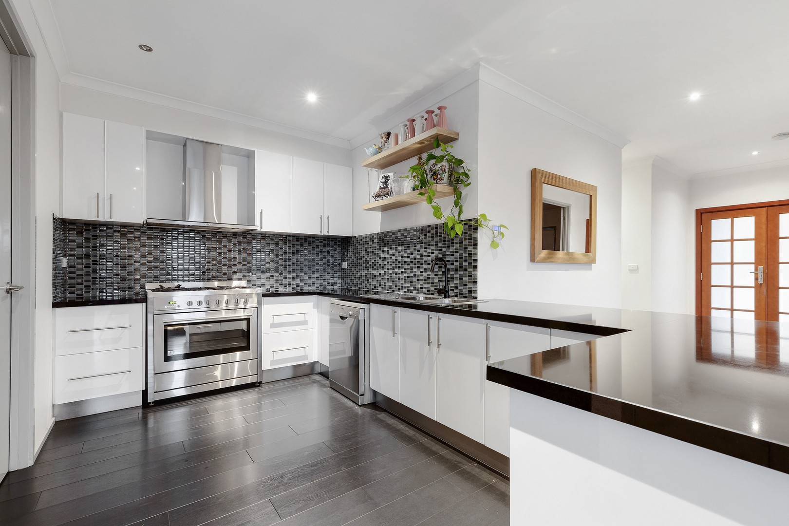 36 Annecy Boulevard, Fraser Rise, VIC 3336, Fraser Rise - Thumbnail 4