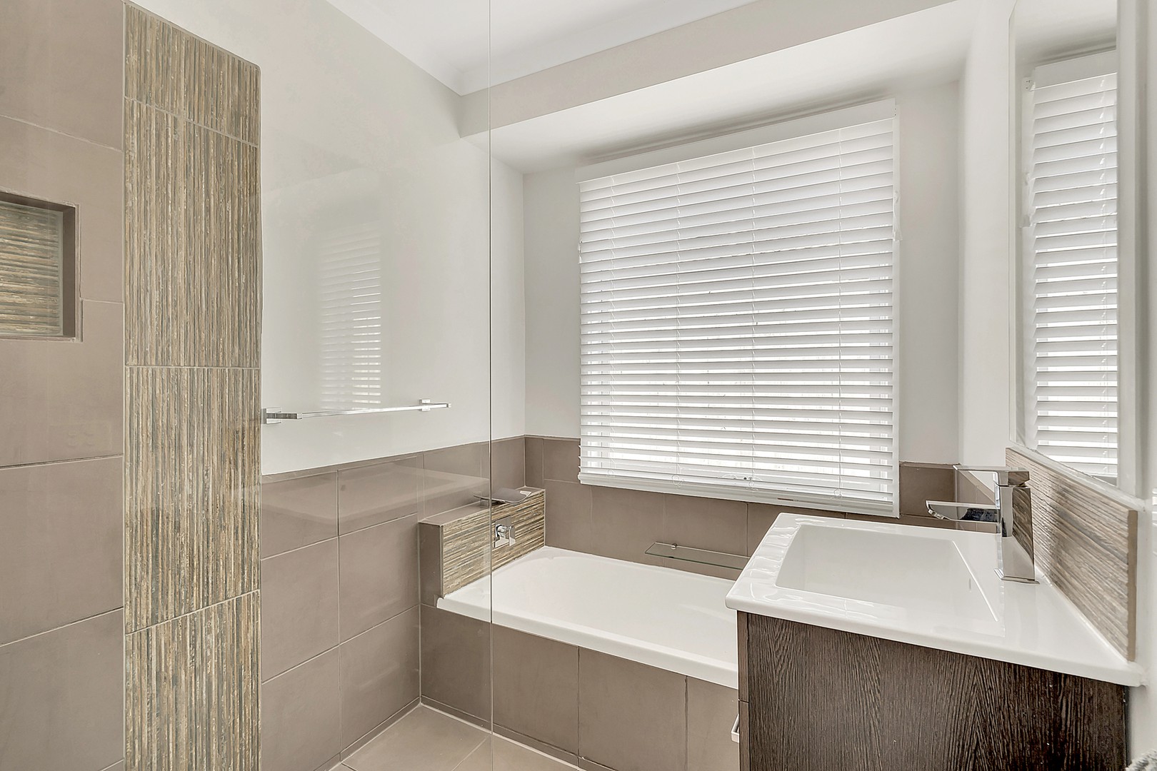 36 Banbury Crescent, Craigieburn, VIC 3064, Craigieburn - Thumbnail 8