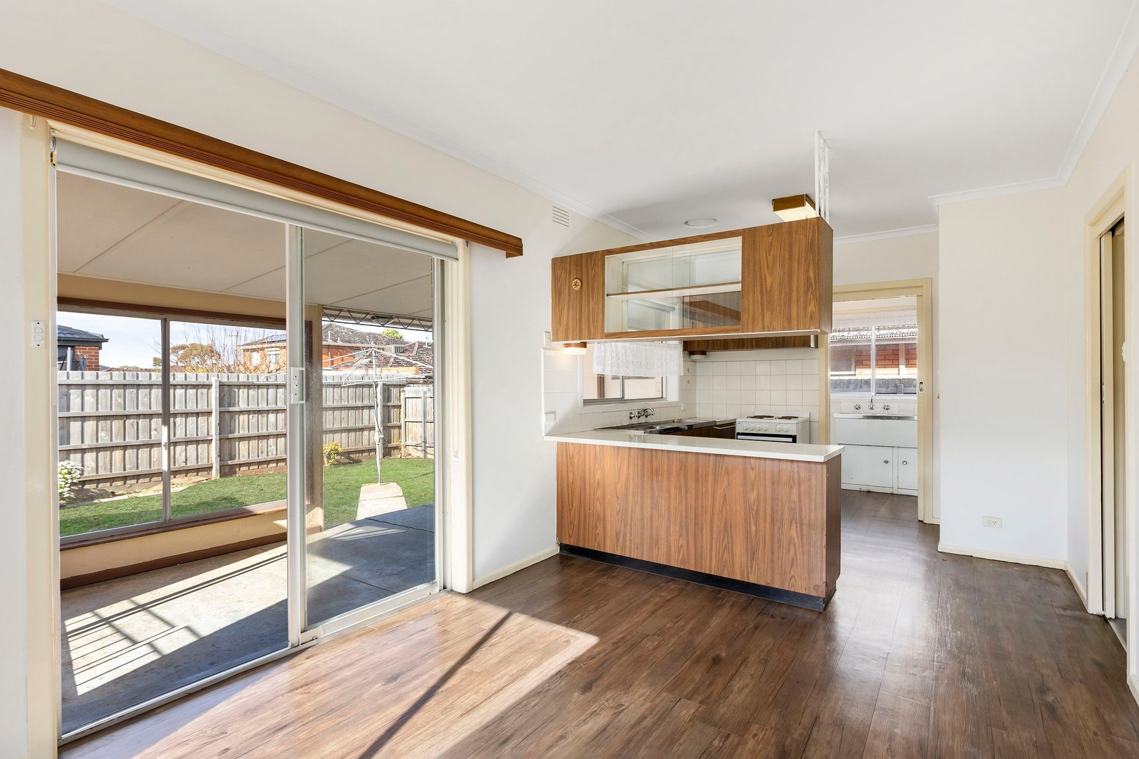 36 Bordeaux St, Avondale Heights, VIC 3034 - Thumbnail 2 - 12/12/2024