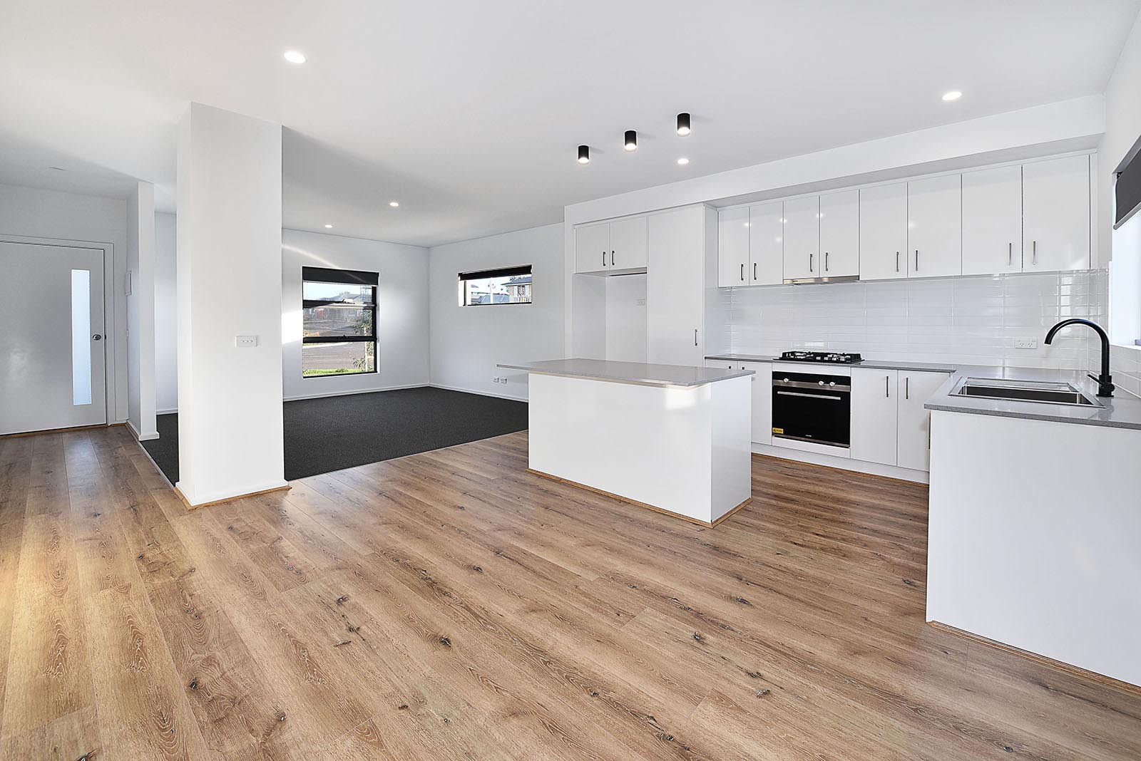 36 Brendan Road, Greenvale, VIC 3059 - Thumbnail 1 - 29/05/2025