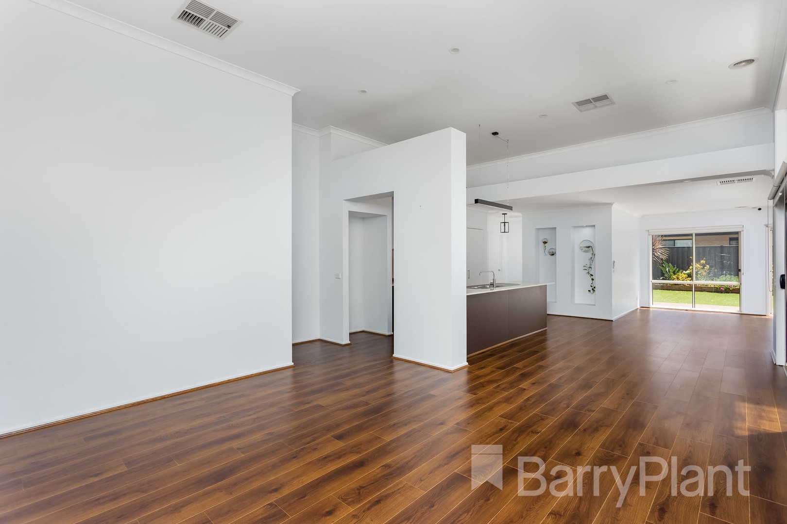 36 Brownlow Drive, Point Cook, VIC 3030, Point Cook - Thumbnail 6