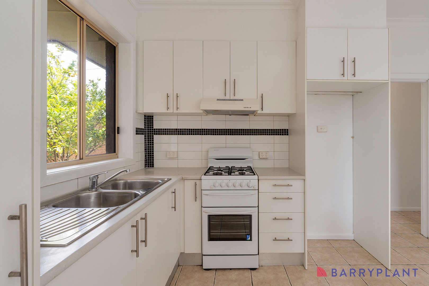 36 Cheddar Road, Reservoir, VIC 3073, Reservoir - Thumbnail 4