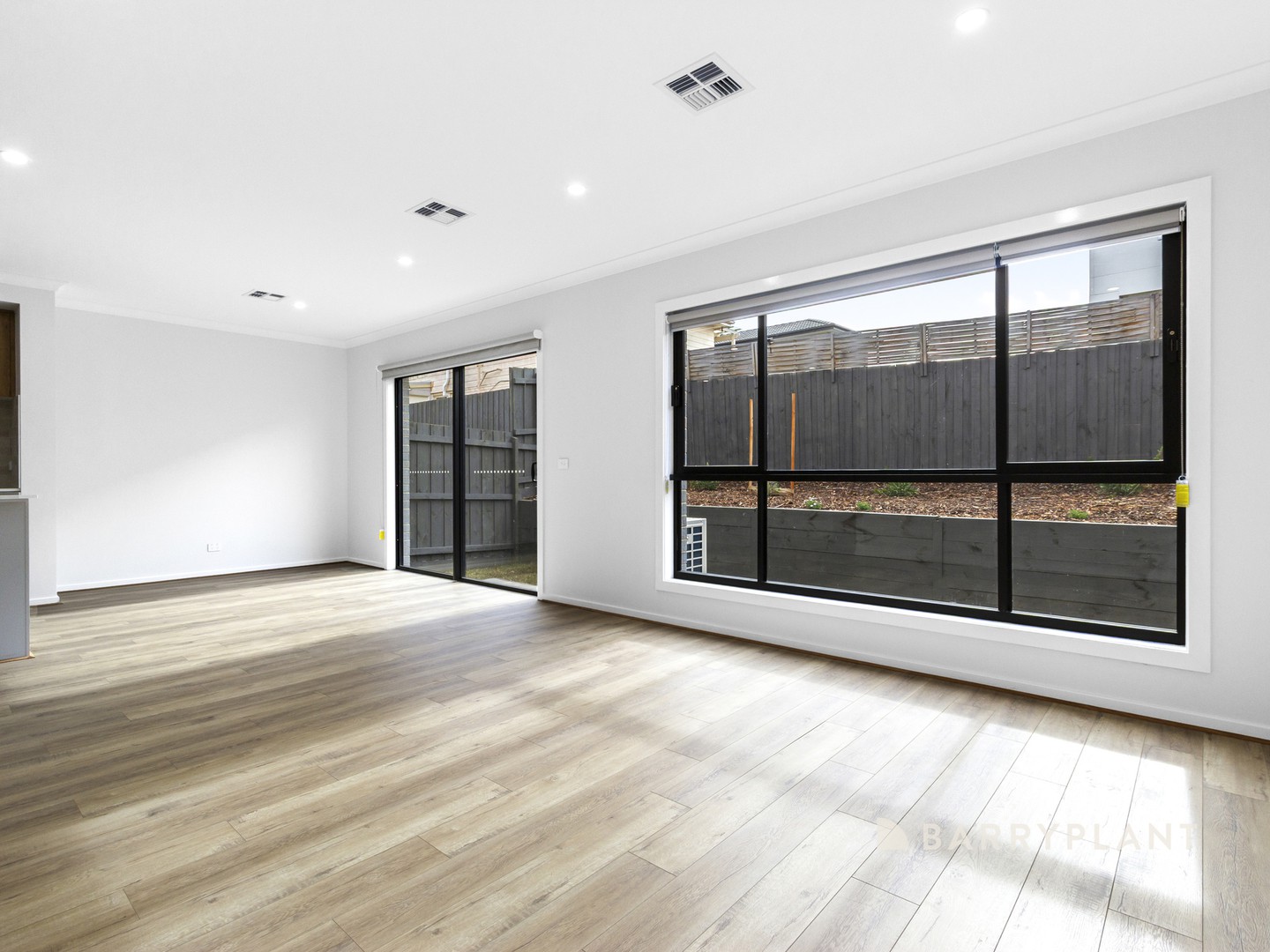 36 Crestdale Road, Wantirna, VIC 3152 - Thumbnail 1 - 03/08/2026