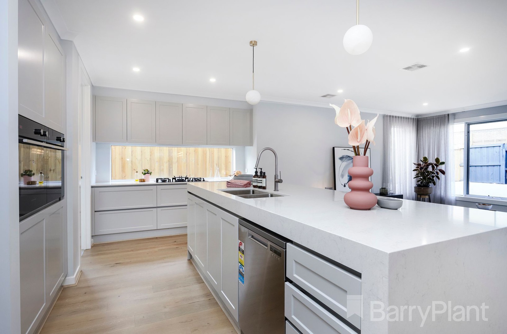 36 Darmain Drive, Greenvale, VIC 3059, Greenvale - Thumbnail 5