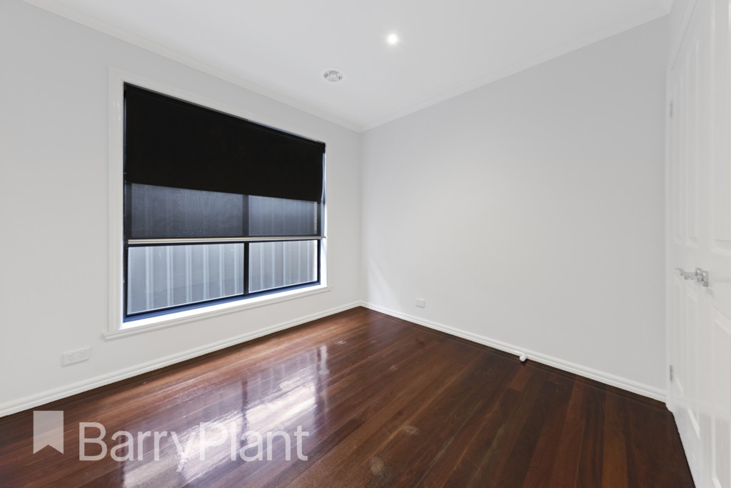 36 Dickerson Way, Caroline Springs, VIC 3023, Caroline Springs - Thumbnail 3