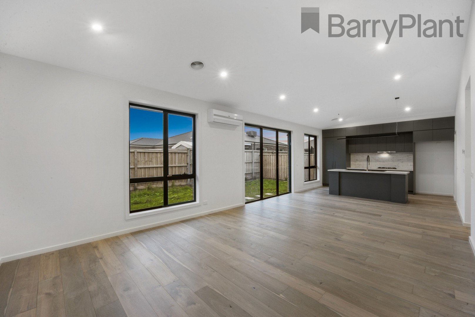 36 Fairhall Avenue, Werribee, VIC 3030, Werribee - Thumbnail 4