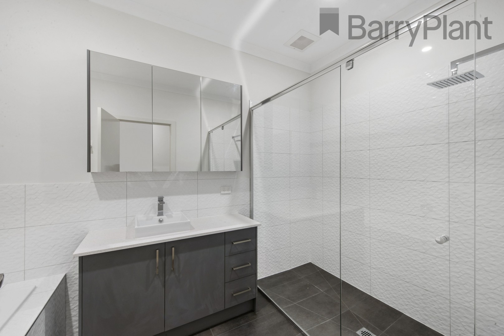 36 Fairhall Avenue, Werribee, VIC 3030, Werribee - Thumbnail 5