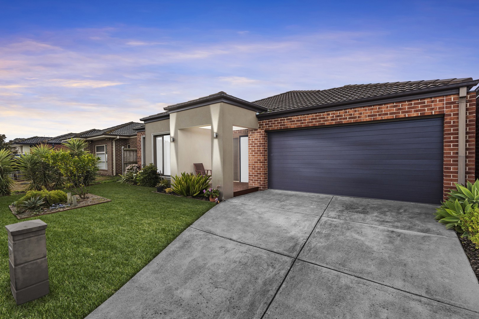 36 Fieldstone Crescent, Cranbourne North, VIC 3977, Cranbourne North - Thumbnail 2