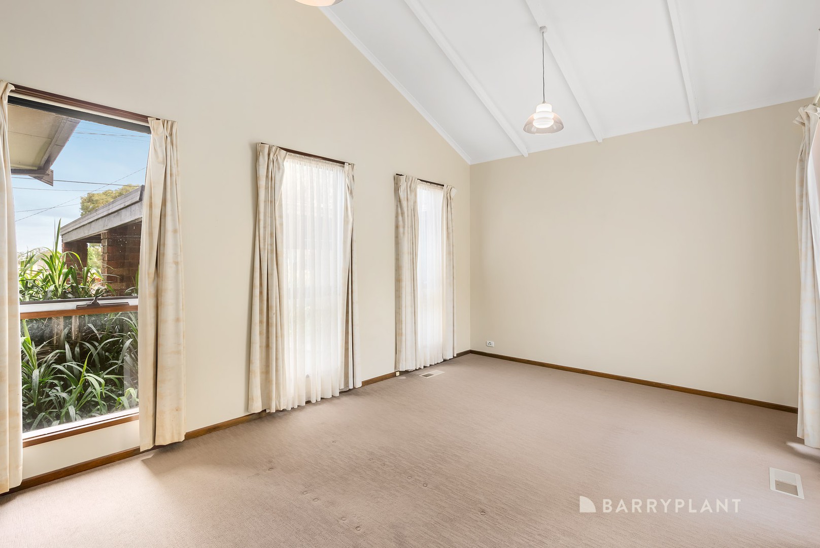 36 George Street, Scoresby, VIC 3179, Scoresby - Thumbnail 2